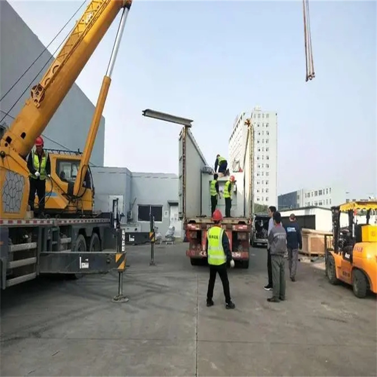 卧龙如何找到附近的吊车救援服务