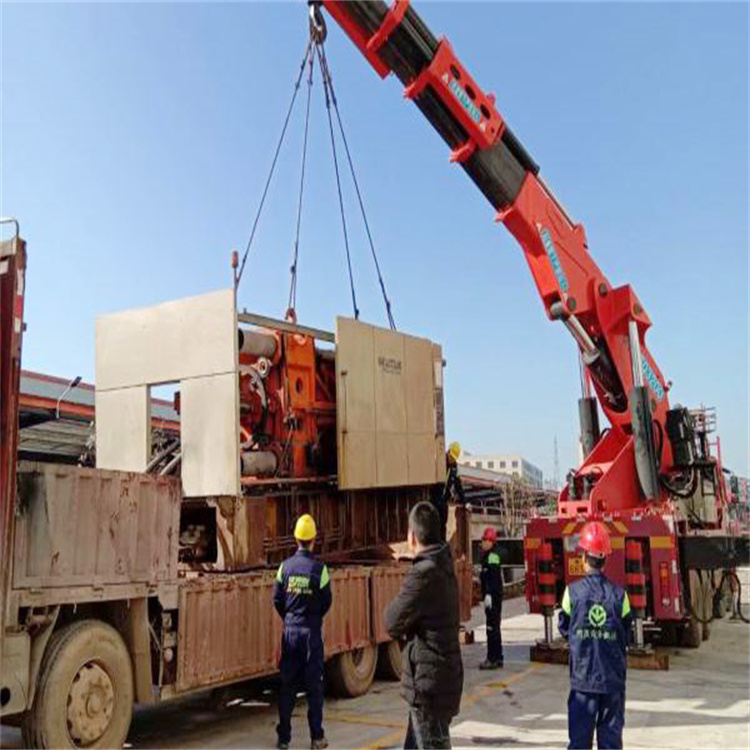 卧龙折臂随车吊出租