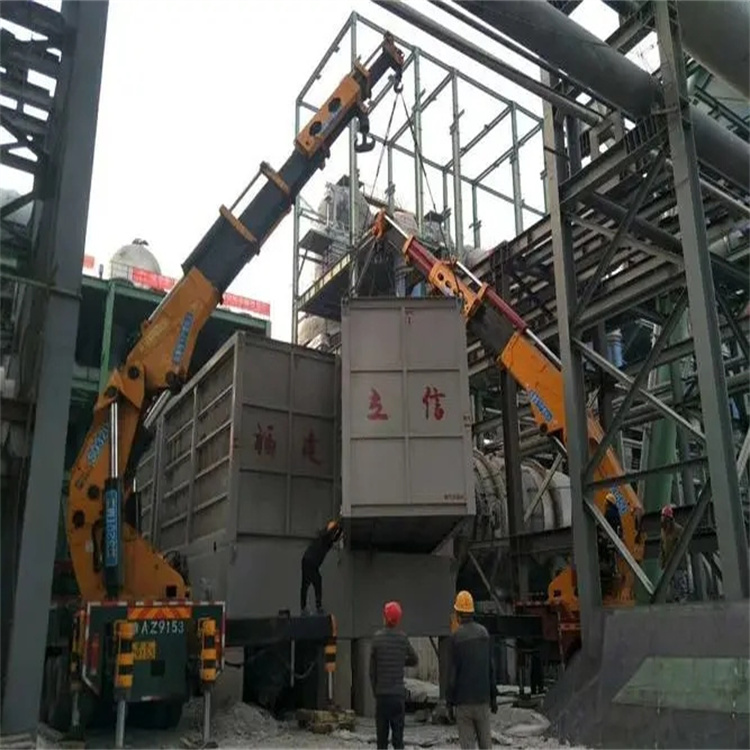 卧龙折臂吊车租赁电话