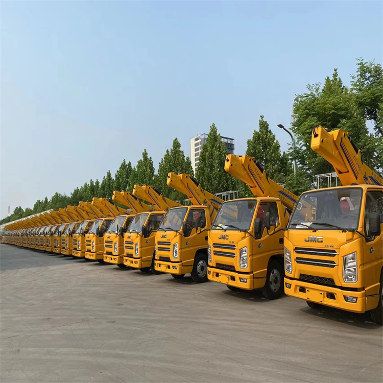 卧龙路灯车高空作业车出租|市政维修|广告安装