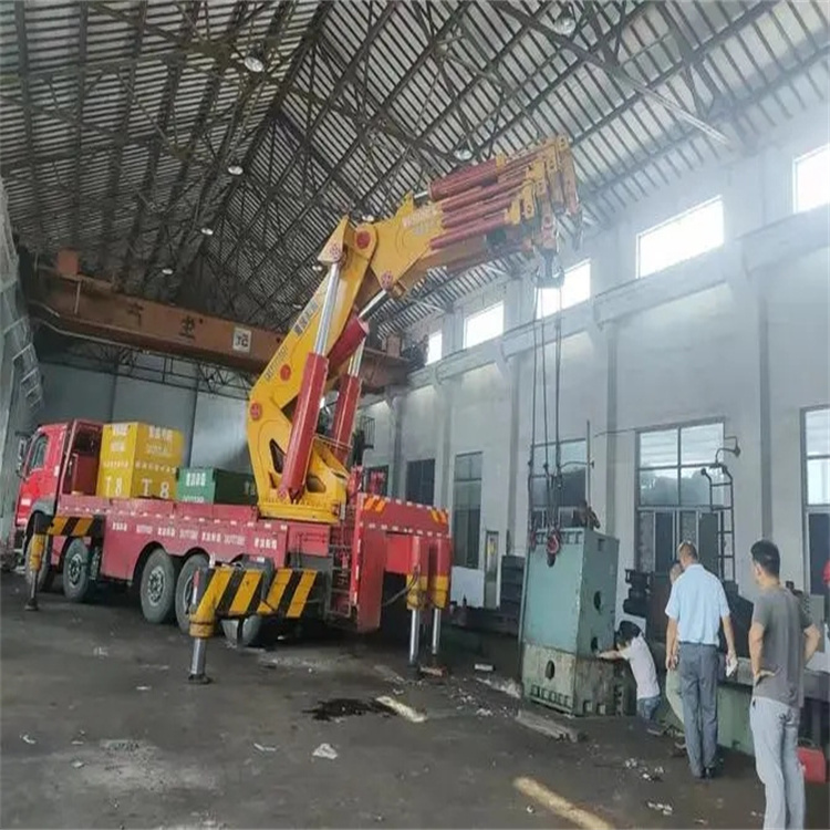 卧龙速查！附近自卸吊车租赁电话及租赁全攻略